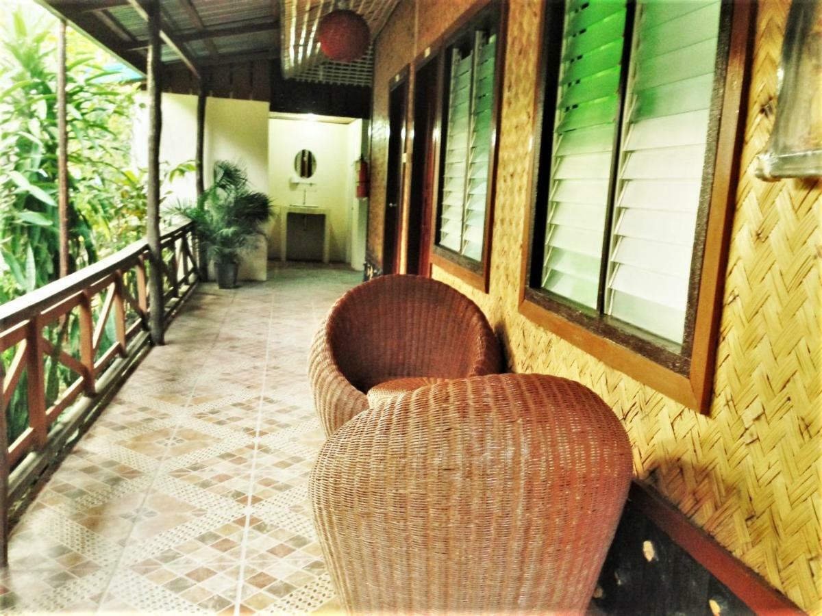 Antonio Village Pension And Cafe エルニド エクステリア 写真